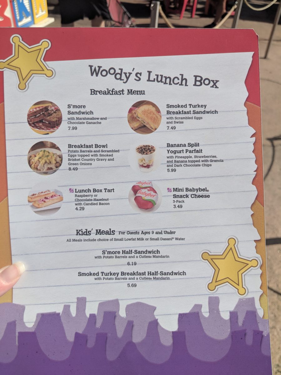 Disney World Dining Woody's Lunch Box Breakfast Review Green